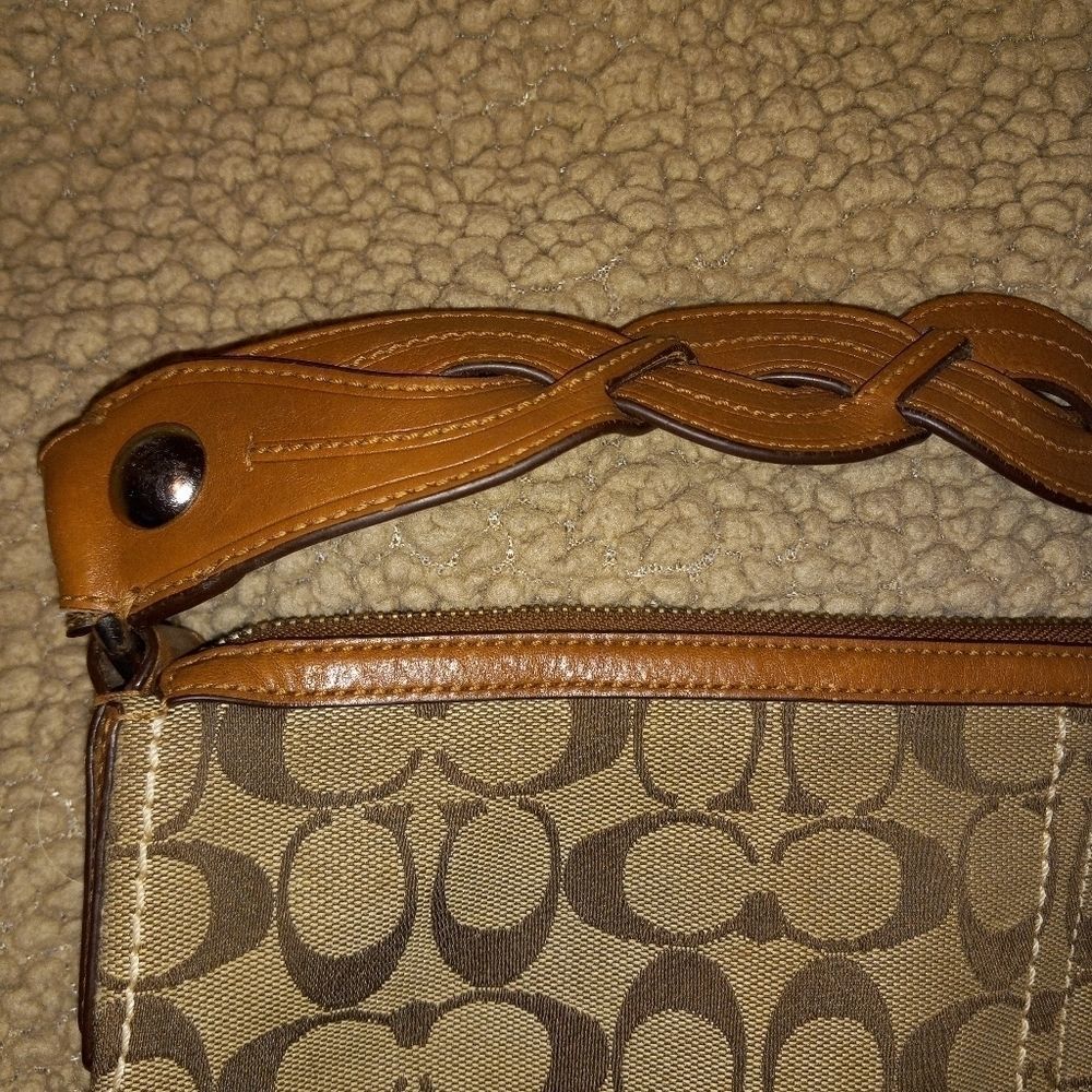 Coach Shoulder Bag - Picture 3 of 10